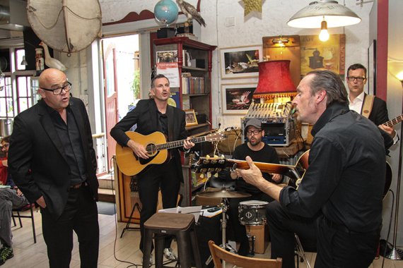 Power Pop mit MANNSCHAFT