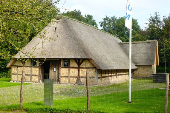 Außenansicht des Ostenfelder Bauernhauses